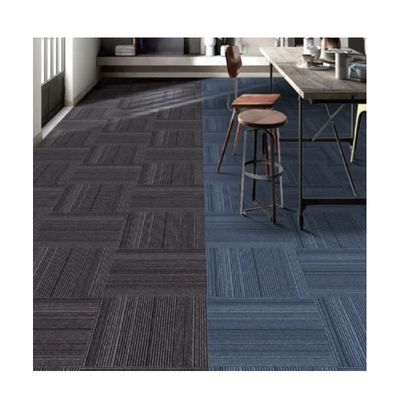 Anti-slip PVC-steun Modern stijl luxe 100% Pp kantoor tapijttegels voor commerciële