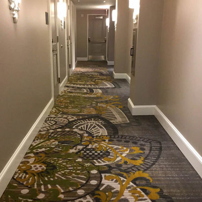 Hotelwol tapijt in gangpatroon handgemaakt voor openbare ruimtes en hotelcorridors