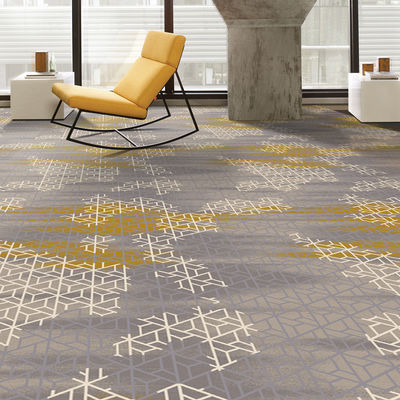 Rectangular Floral Design Tufted Wool PP Material Nylon Printed Carpet voor lobby