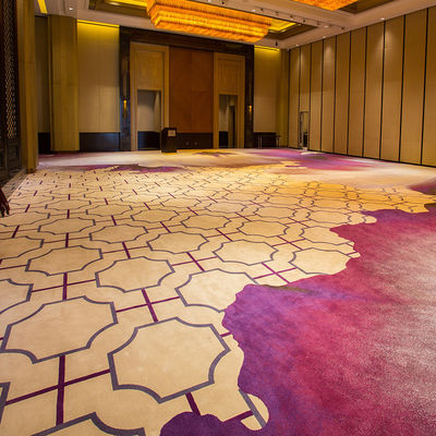 Custom Flower Patterned Wool Silk Carpet voor openbare ruimtes Geweven door Machine Made Carpet