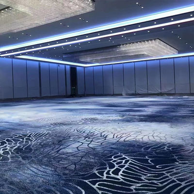 Medium Pile Nylon Printed Hotel Carpet voor op maat gemaakte gangen en wand-op-wand vloeren