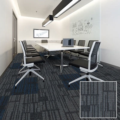 Commerciële kantoren Pvc Back Office tapijttegel met modern abstract ontwerp OEM ODM