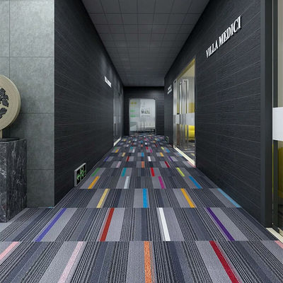 Medium Pile Modern Abstract Pattern PVC tapijttegels voor kantoor woonkamer gang