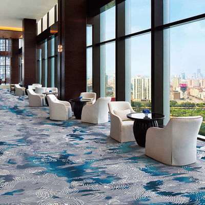 Gepersonaliseerde kleur 100% Nylon gedrukt tapijt voor hotels Banketzalen Slaapkamers Outdoor Decoratief PVC