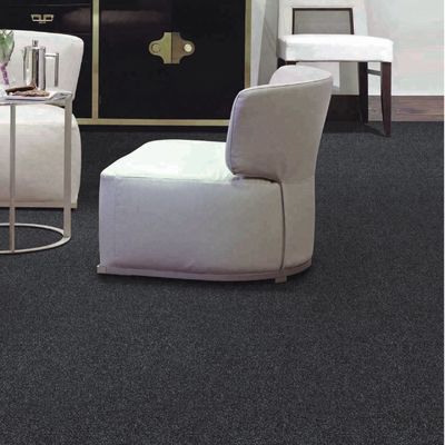 3.66m Breedte 7mm Pile Height Cut Loop Wall-to-Wall Carpet Roll voor Hotelkamers Woonkamers Slaapkamers Gebed-PP materiaal