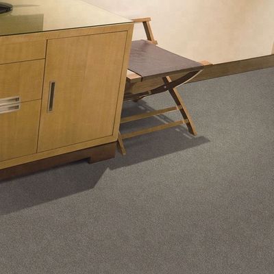 PP-materiaal Wand-aan-Wand tapijt voor hotelkamers Woonkamers Slaapkamers Stapelhoogte 7 mm