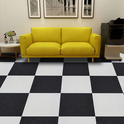 Abstract Beijing Silverstone akoestische zwart-wit tapijt tegels geweven gesneden stapel vierkant tapijt slaapkamer buitendeur golf gebed PP materiaal