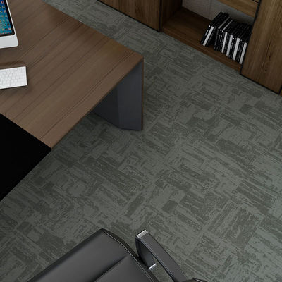 Modulaire tapijttegels voor commerciële kantoren met grijze loopstapel nylon met commerciële PVC-achtergrond