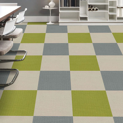 Hoog kwaliteits tapijt Nylon PP commerciële tapijttegels voor maatwerk decoratie hotelkamer
