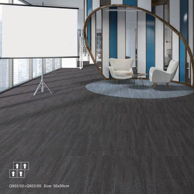 Commerciële kantoor- en hotelvloeren wasbaar Modern geometrisch nylon PE-tegel met ruggen