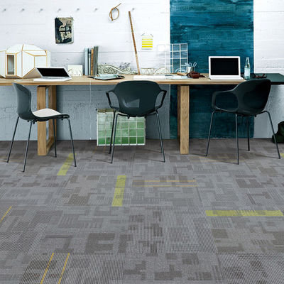 Bedrijfsruimte 50 X 50 Nylon teksturele patronen Moquette Vierkante tapijttegels voor kantoor