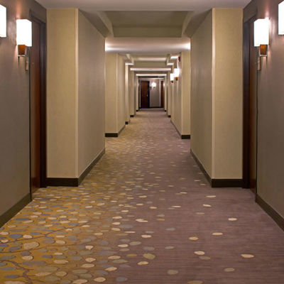 Banketzaal en tentoonstelling Prachtig hotel tapijt van boheemse nylon met katoenen achtergrond