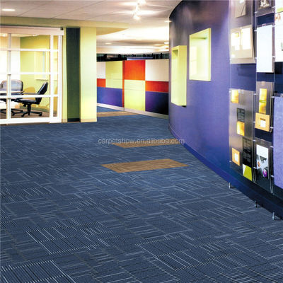100% PP Stripe Design Office Carpet Tile BALANCE voor de commerciële sector van Maleisië