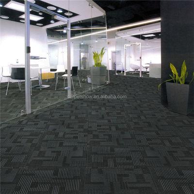 50x50 kantoor tapijttegels met handgemaakte Jacquard gedrukte patronen en anti-slip ontwerp