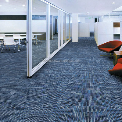 50x50 kantoor tapijttegels met handgemaakte Jacquard gedrukte patronen en anti-slip ontwerp