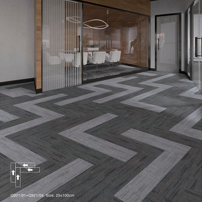 50x50cm Middelstapel Abstract Patroon Custom Carpet Tile voor Modern Home Office Design