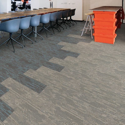 Gepersonaliseerde kleurrijke brandwerende vloer modulaire tapijt voor kantoor gemaakt van nylon