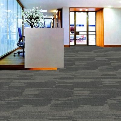 Commerciële tapijttegel 100% nylon 25cmx100cm voor thuis hotel slaapkamer vloer decoratief gebruik