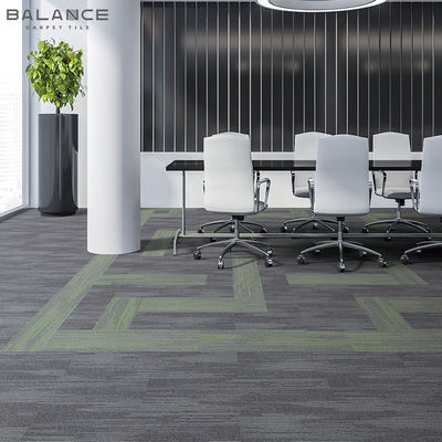Antimicrobiële 50x50 Nylon/PP kantoor commerciële modulaire tapijttegels Tufted en duurzaam