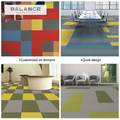 Modern ontwerp kleurrijke brandwerende commerciële tapijttegels van 50x50 voor vergaderzalen