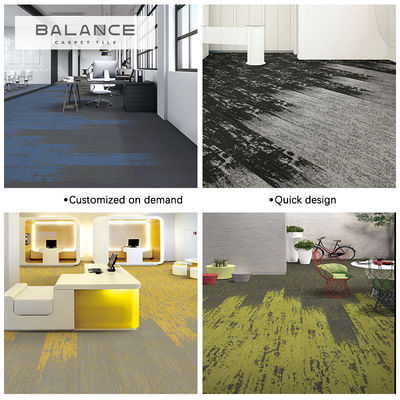Commerciële kantoorruimte Nylon Modern Style PVC 25*100 tapijttegel met modern ontwerp