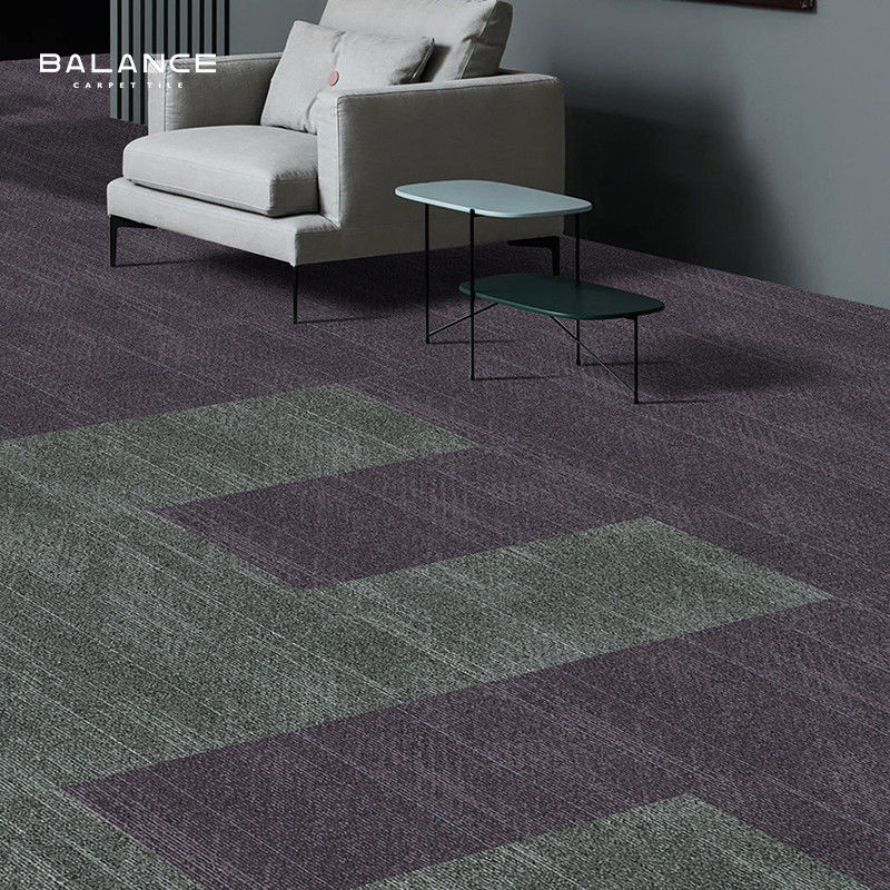 Luxe PP nylon jacquard commerciële kantoor tapijttegels voor de vierkante vloer 50x50 Qingdao