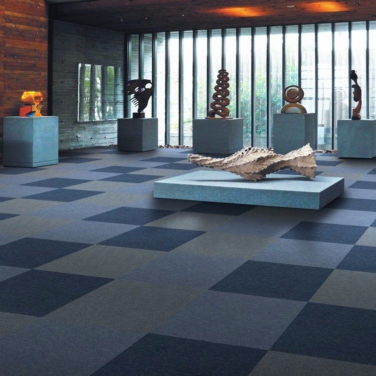Decoratieve PP-oppervlakte PVC-achterste Contec-tapijttegels voor commerciële kantoorvloeren